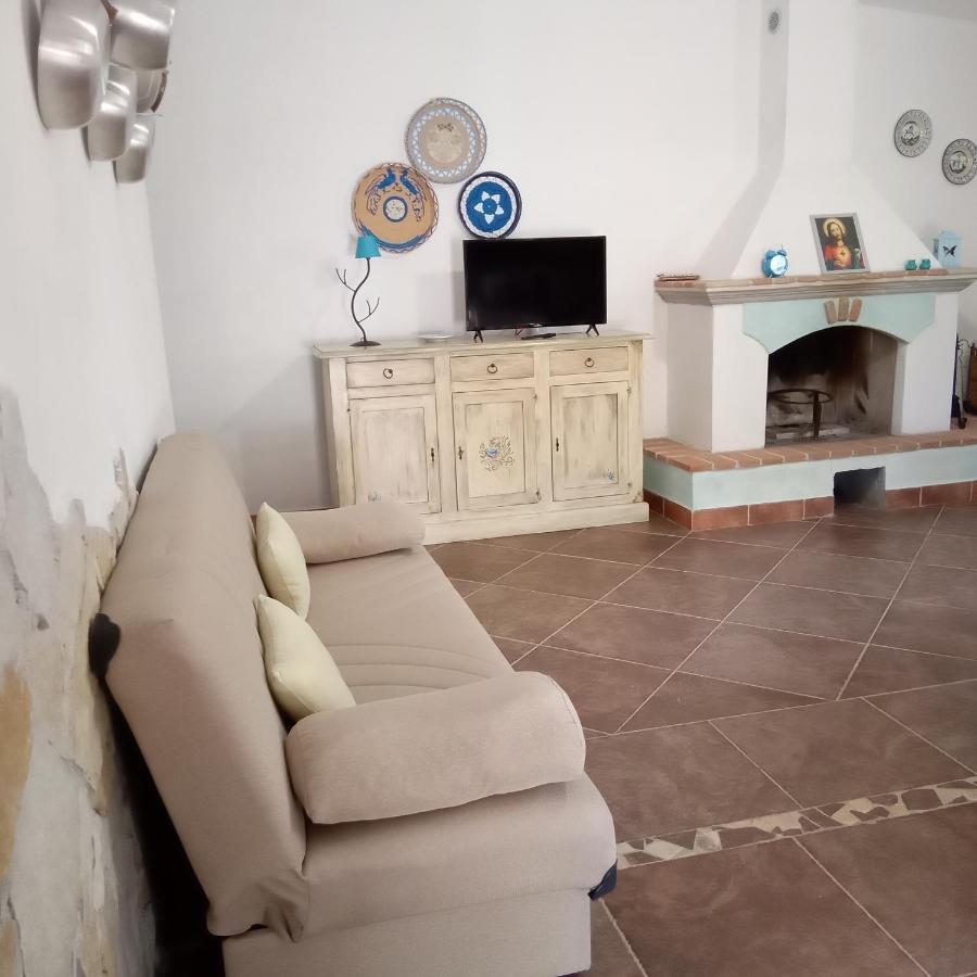 Casa Di Campagna Galtellì Eksteriør billede